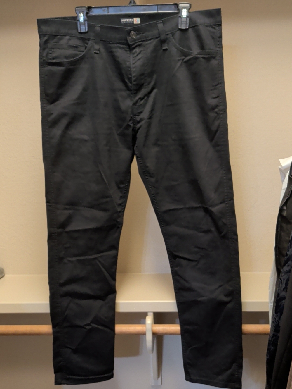 Dockers Slim Men's Black Jeans - Classic Everyday Style